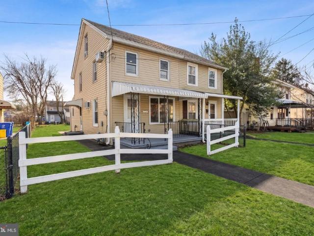 810 W 2Nd Street