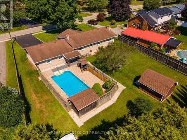 8114 Sandytown Road, Bayham Straffordville, ON, N0J 1Y0 house for sale | Listing ID X13824 | Royal LePage