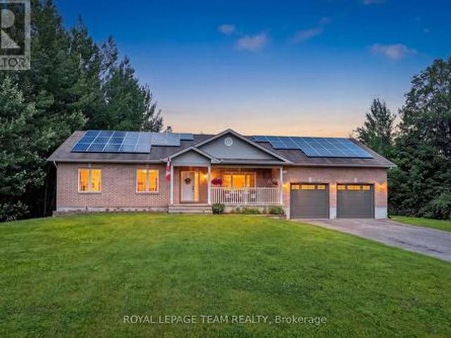 8115 Adam Baker Way, Ottawa, ON, K0A 2P0 house for sale | Listing ID X13559 | Royal LePage