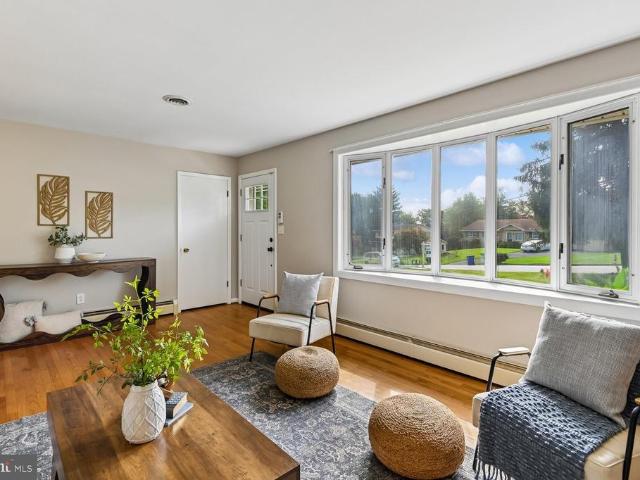 8117 Woodloo Court