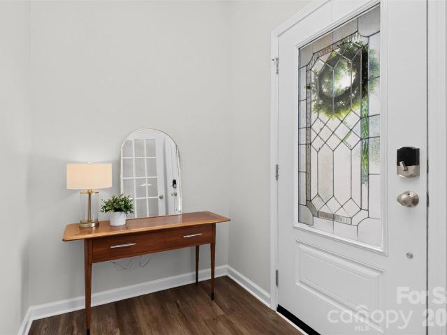8118 English Clover Lane