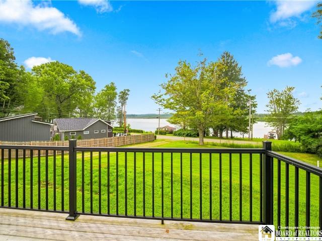 8122 Bear Lake Road