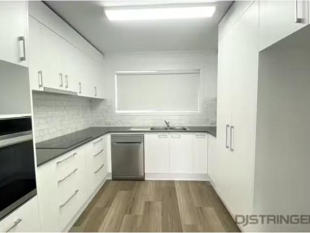 8/110 Pacific Parade, Bilinga Apartment for rent Listed by Le.