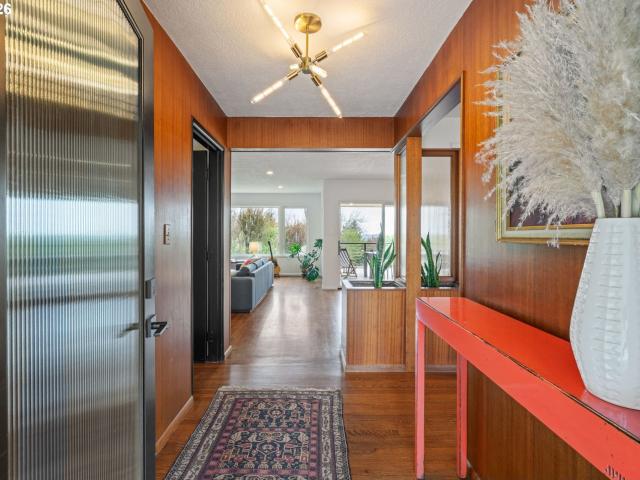 8110 sw valley view dr