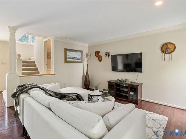 8112 Greystone East Circle