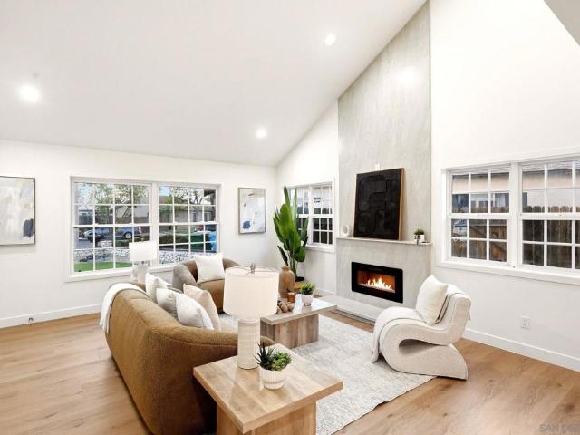 8113 Blythe Ct