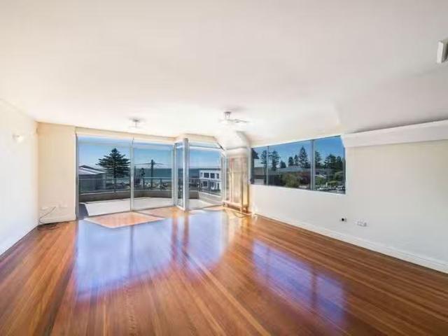 8/11 21 Waterloo Street, Narrabeen, NSW 2101