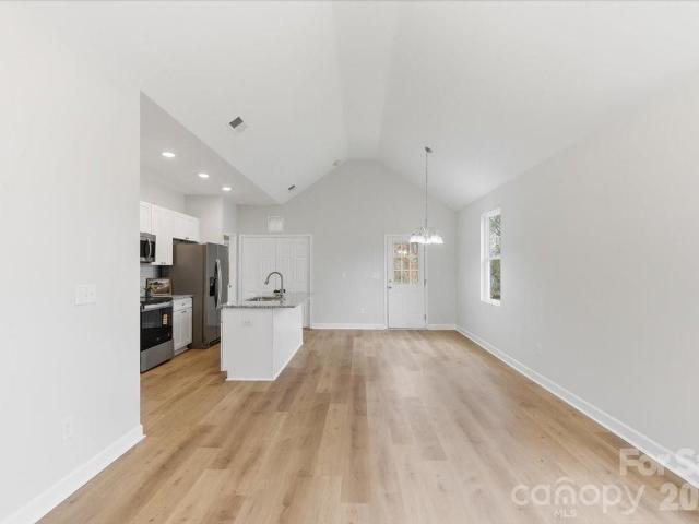 811 Craig Place