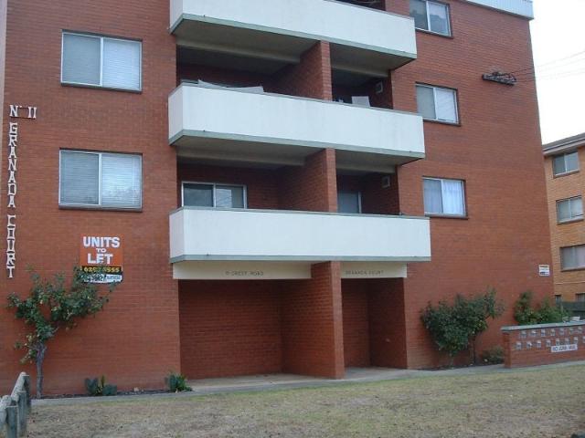 8/11 Crest Road, Queanbeyan