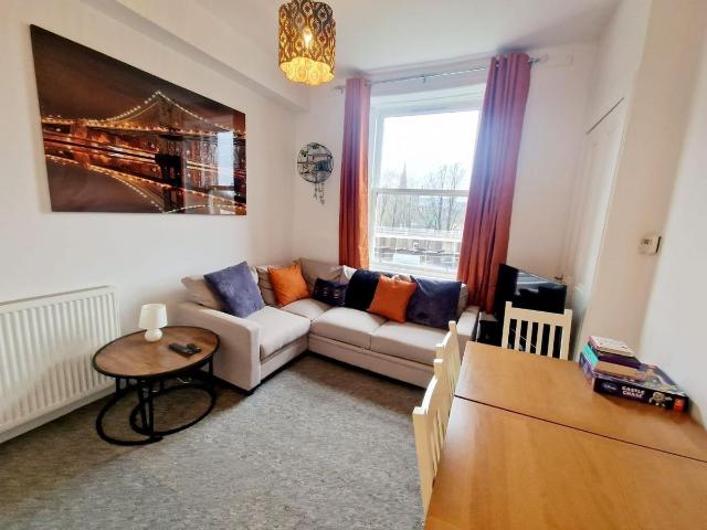 8/11, Downfield Place, Edinburgh EH11, 1 bed flat to rent, £1,100 pcm | PrimeLocation