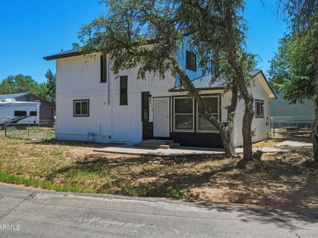 811 e lone pine circle