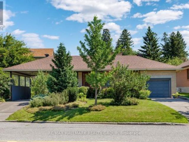 811 Iroquois Road, Ottawa, ON, K2A 3N3 house for sale | Listing ID X13760 | Royal LePage