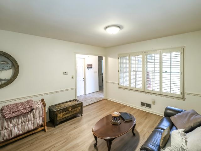 811 Laurel Street