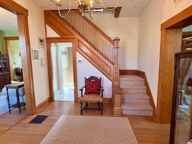 811 S 9th Street