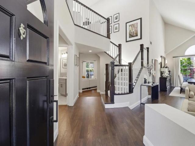 811 Schooner Bay Drive