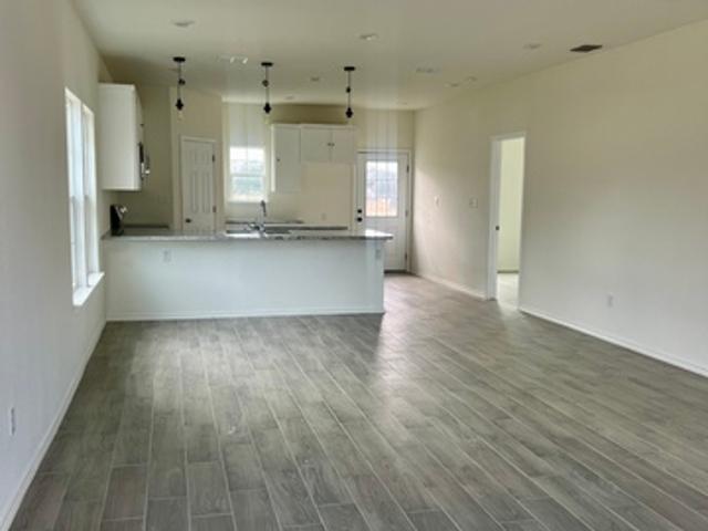 811 Polk