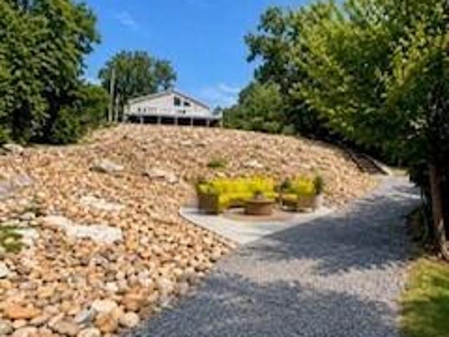 811 Plainview Drive