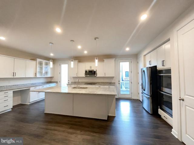 8124 Bock Farm Pl, Alexandria, VA 22306 | MLS #VAFX2291