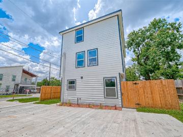 8125 Eastover St, Unit B, Houston, TX 77028 | MLS #75610