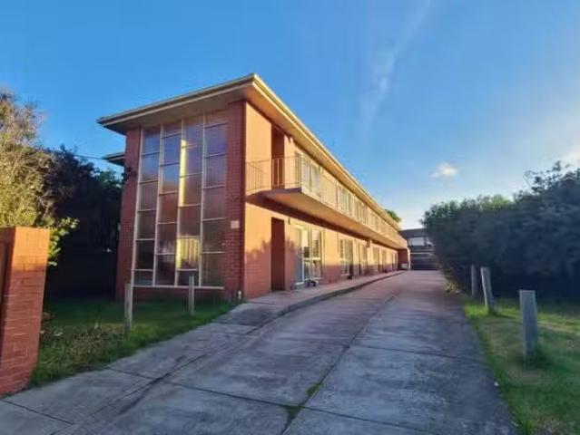 8/125 Grange Road, Glen Huntly VIC 3163 Apartment For Lease
