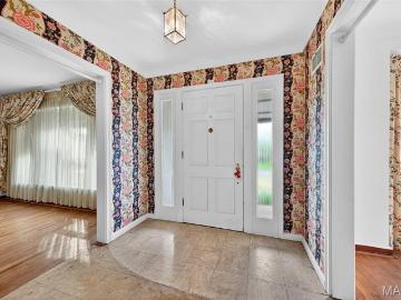 8125 Halifax Dr, Clayton, MO 63105 | MLS #26022