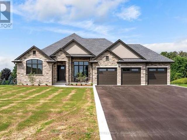 81289 Fern Drive, Ashfield Colborne Wawanosh Colborne, ON, N7A 3X8 house for sale | Listing ID X13741 | Royal LePage