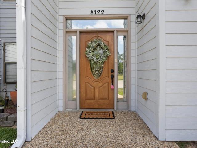8122 Fairway Villa Drive