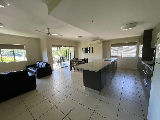 8/12 Crauford Street, West End QLD 4810 Apartment For Rent | Domain