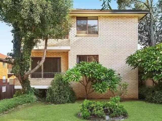 8/12 Allen Street, Harris Park Apartment for rent Listed by L.