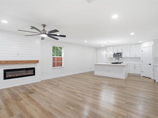 812 Kings Highway
