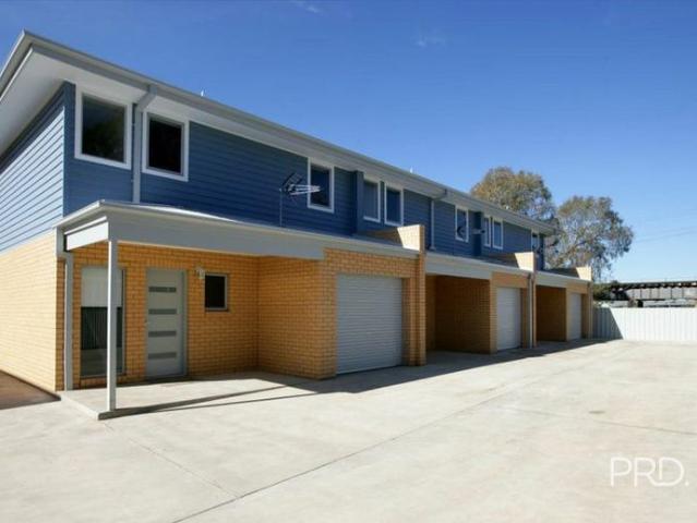 8/12 Higgins Avenue Wagga Wagga