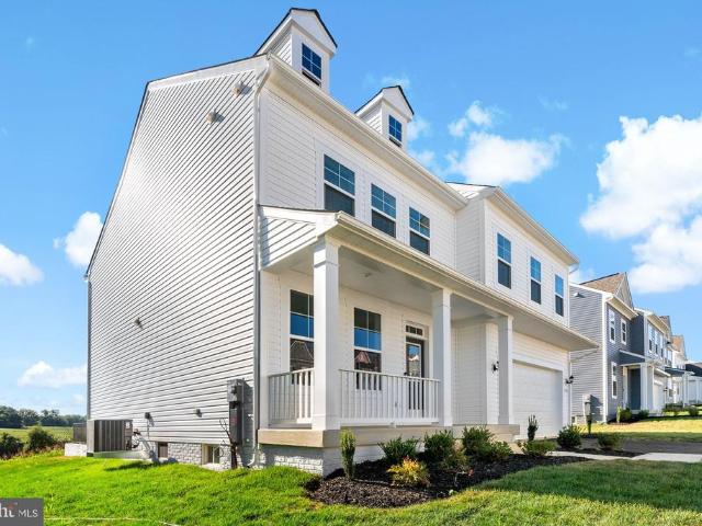 812 Lord Fairfax Street