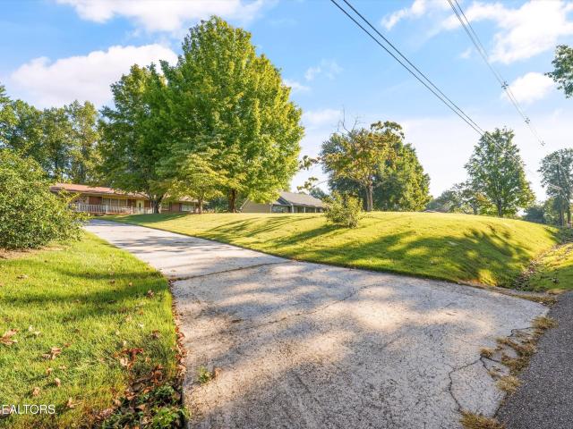 813/815 Stephens Rd
