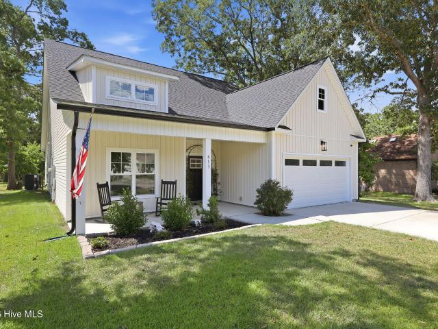813 Bluebird Drive