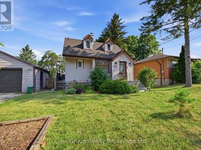 813 Dufferin Street, Woodstock South, ON, N4S 1Y8 house for sale | Listing ID X13552 | Royal LePage