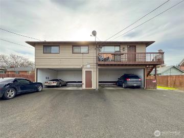 813 E Second Street