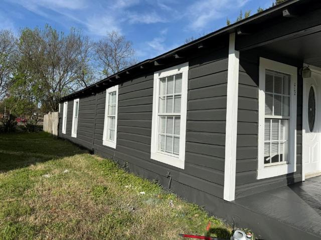 813 Smith St, Ennis, TX 75119 | MLS #21234