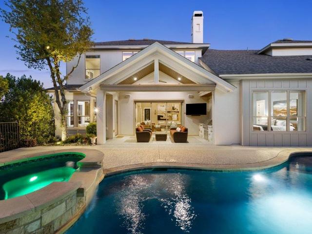 813 Serene Estates Dr