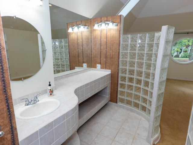 813 Vestavia Woods Dr, Raleigh, NC 27615 | MLS #10171