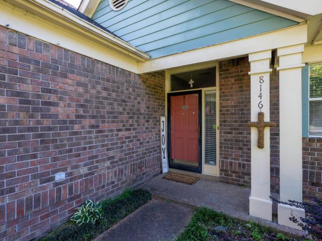8146 walnut valley cv