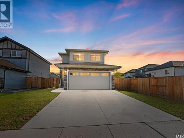 814 Labine Crescent, Saskatoon, SK, S7L 6N2 house for sale | Listing ID SK048168 | Royal LePage