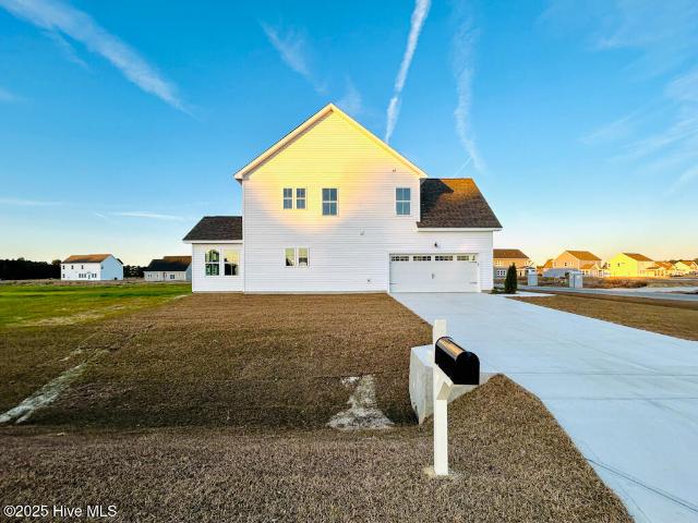 814 Tupelo Tree Drive