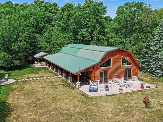 8157 NW Kellogg Rd, Alden, MI 49612