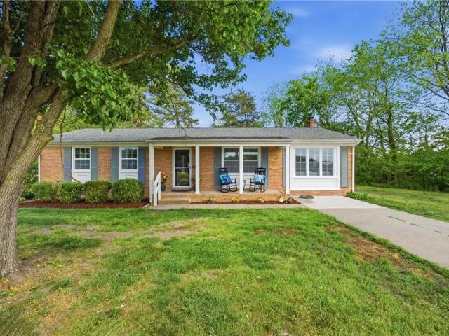 8157 Glass RD