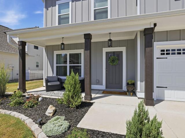 8157 Snowdrop Way