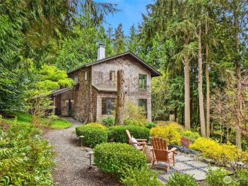 8151 NE Hidden Cove Rd, Bainbridge Island, WA 98110 | MLS #2538