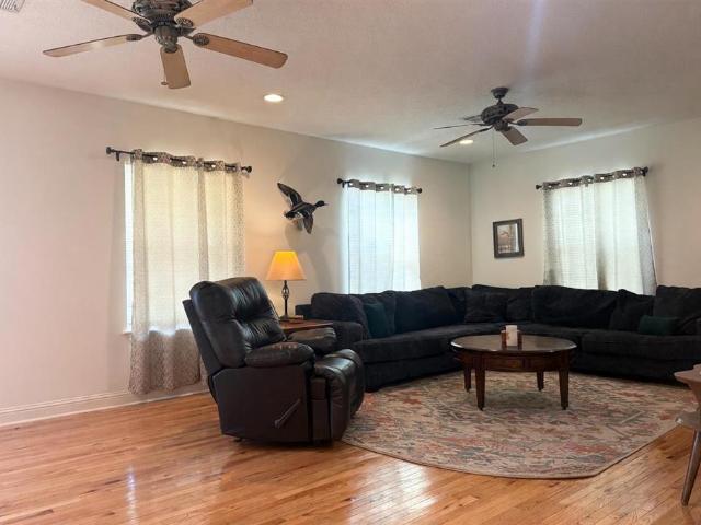 815 10th St, Lake Charles, LA 70601 | MLS #SWL26001