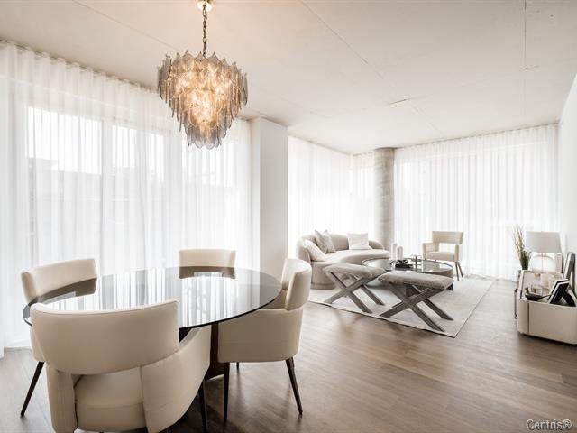 815, Av. Plymouth, 330, Mont Royal