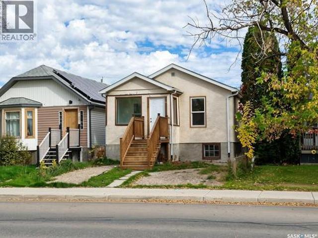 815 Elphinstone Street, Regina, SK, S4T 3L5 house for sale | Listing ID SK050557 | Royal LePage