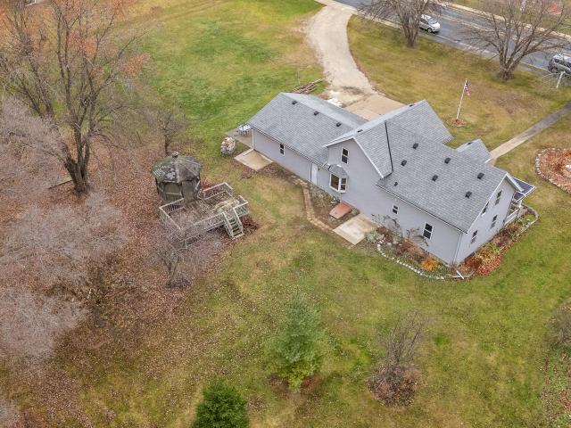 815 Fredonia Ave